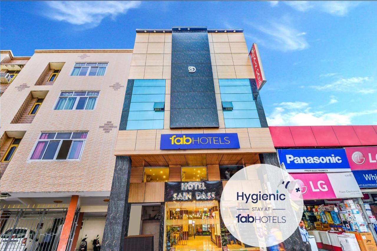 Fabhotel Sain Dass Kanpur Bagian luar foto