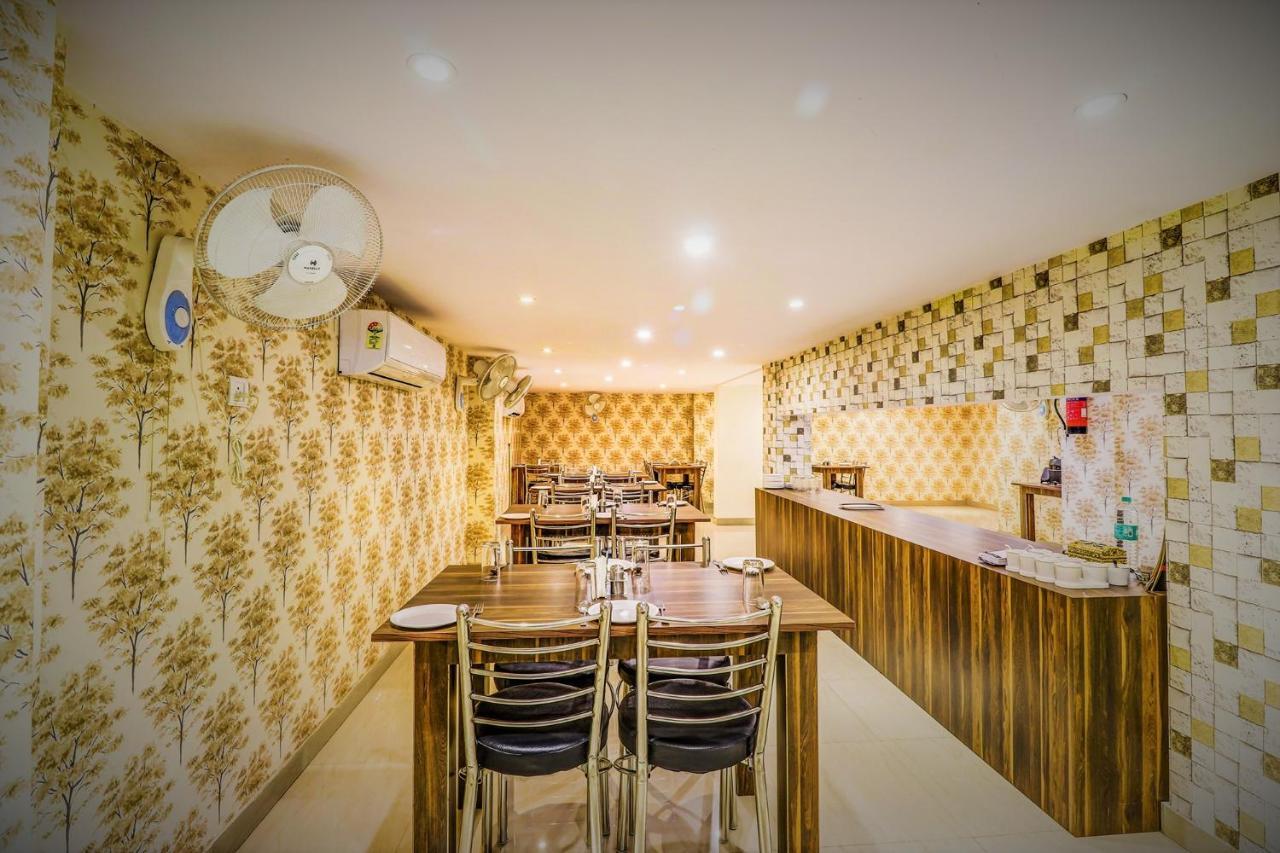 Fabhotel Sain Dass Kanpur Bagian luar foto