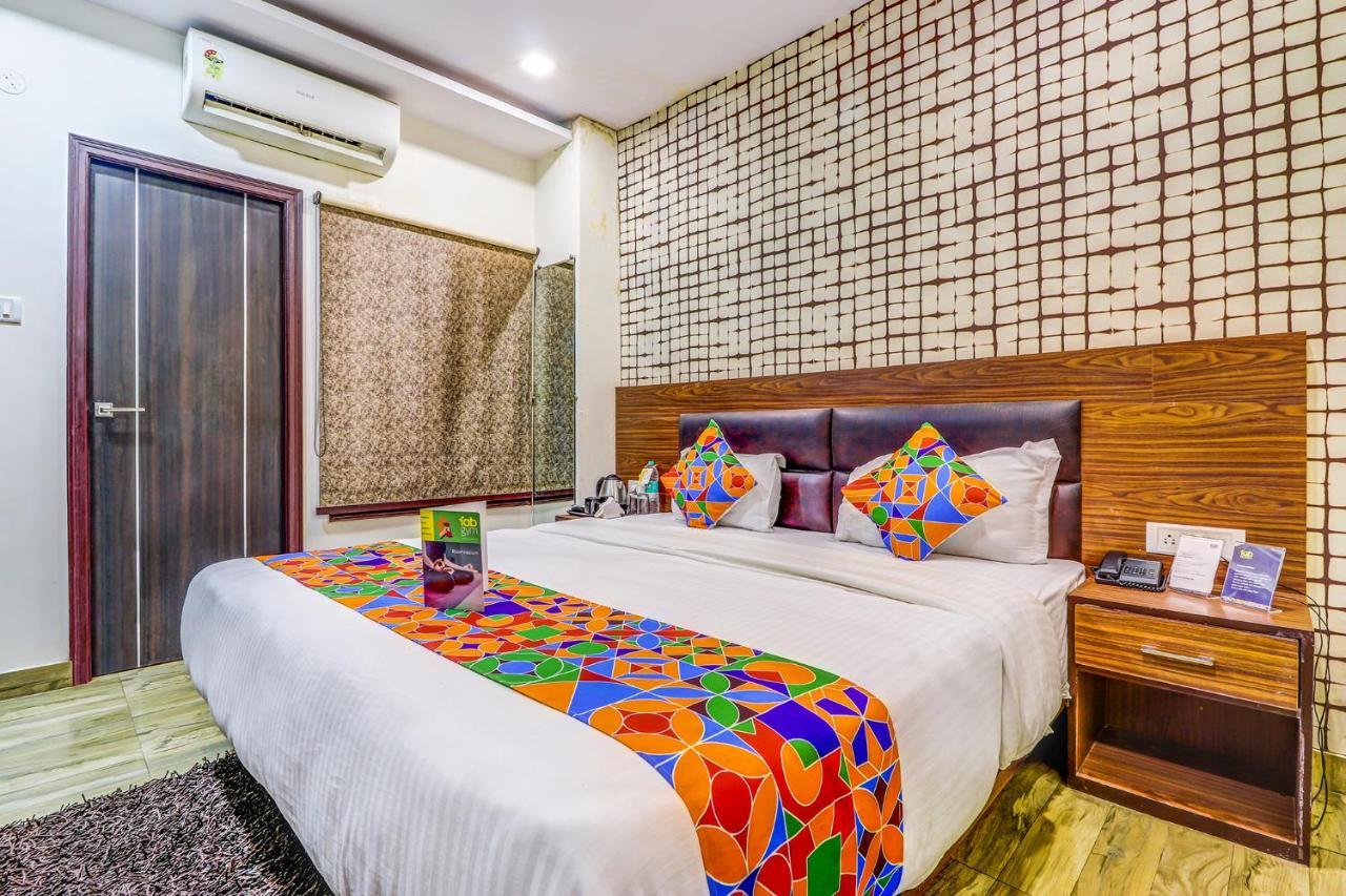 Fabhotel Sain Dass Kanpur Bagian luar foto