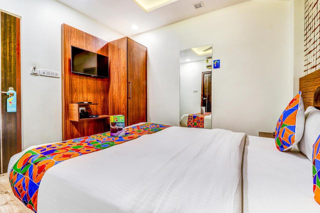 Fabhotel Sain Dass Kanpur Bagian luar foto